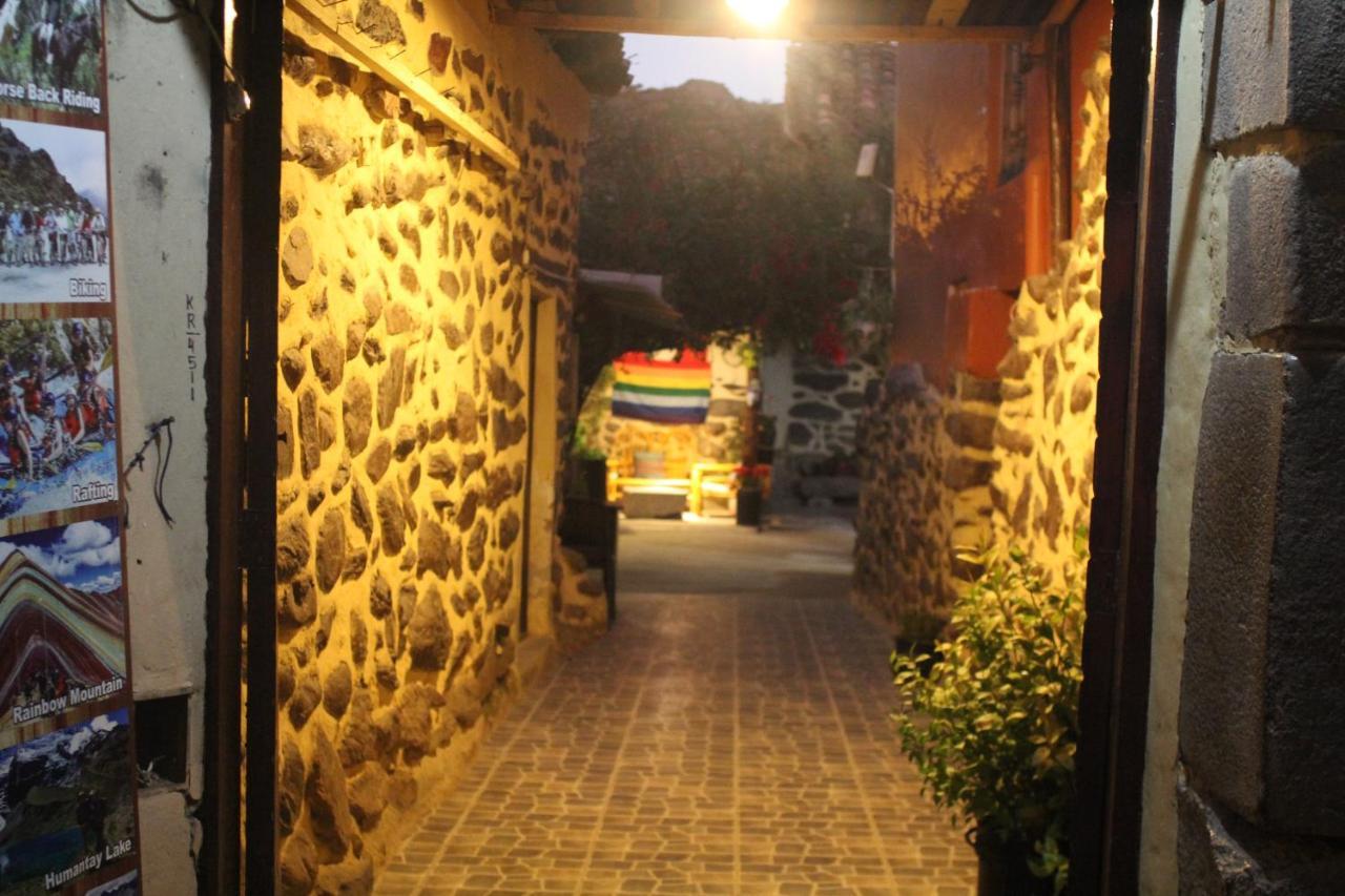 Killari B&B Ollantaytambo Esterno foto